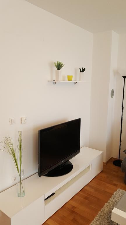 Apartment Roko Osijek Exterior foto
